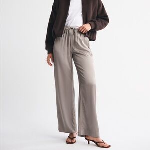 Abercrombie & Fitch Satin Wide Leg Pants